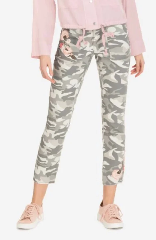 Camo Embroidered Pants In Army Green