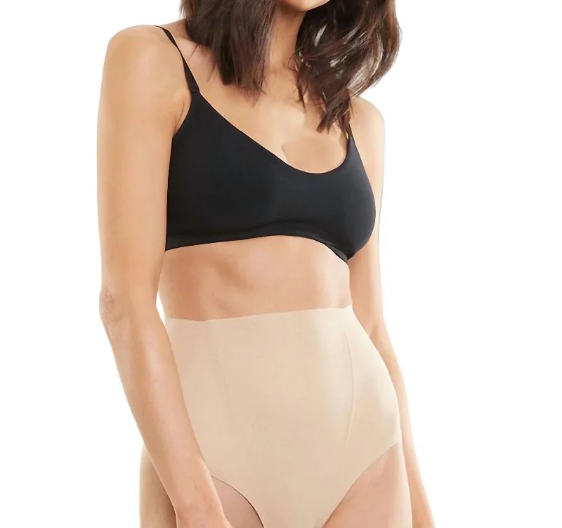 Zone Smoothing Thong In Beige